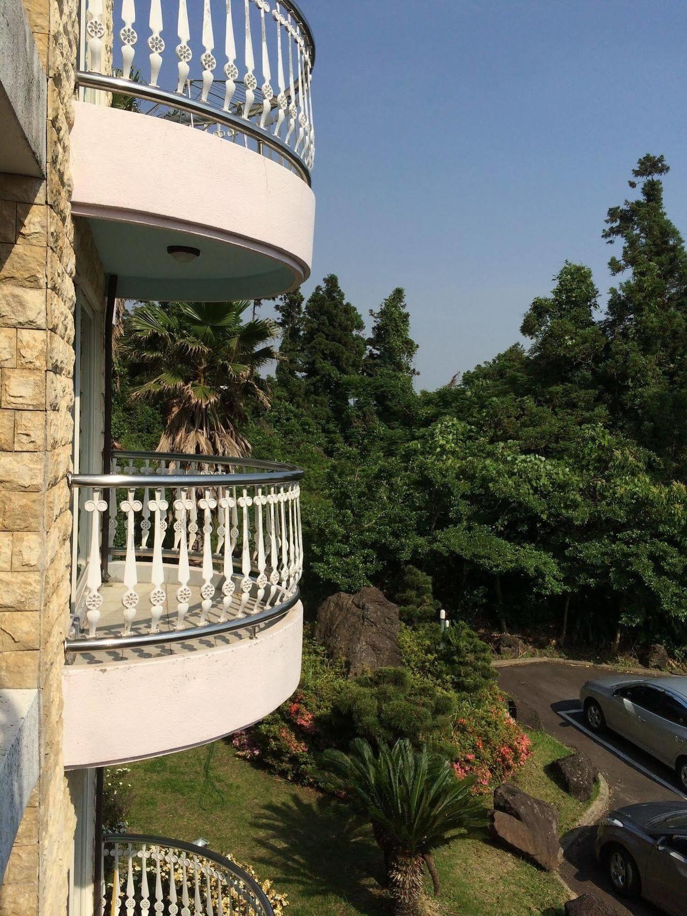 Greenside Pension Seogwipo Exterior foto